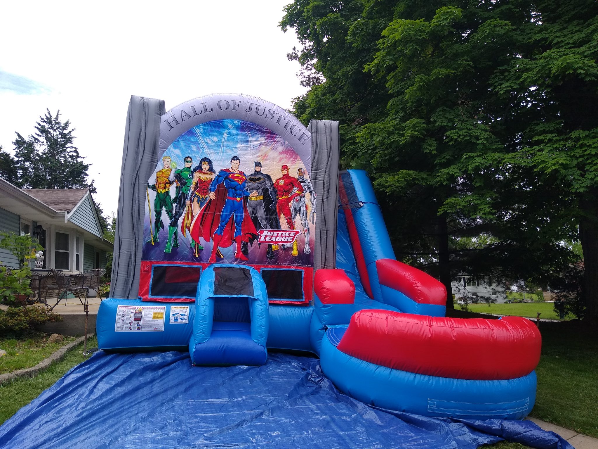 Justice League 6in1 Wet/Dry Combo Leap'n Lizards Bounce Houses